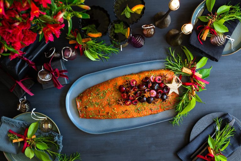 CHRISTMAS SPICED SALMON GRAVLAX WITH CHERRIES